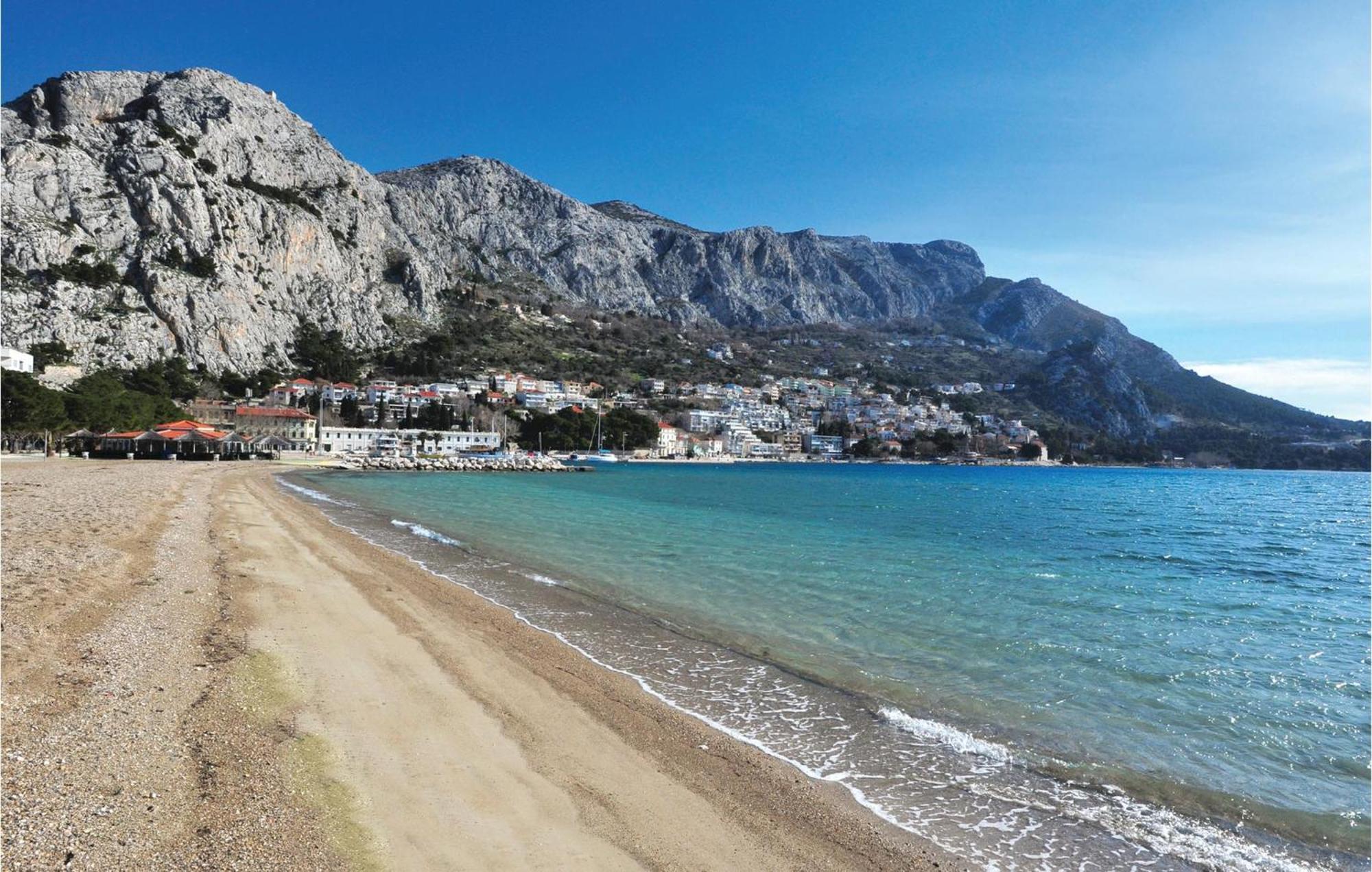 Gorgeous Apartment In Omis With House Sea View Esterno foto